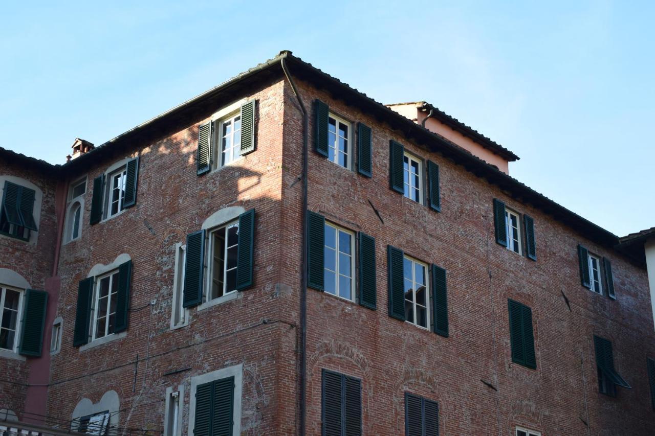 Al Carmine Towers View With Ac Lucca
